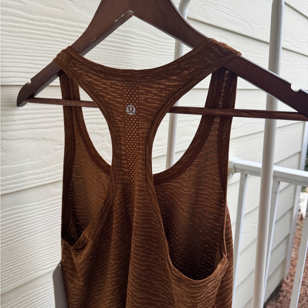 NWT Lulu lemon - Swiftly Tech RB Tank 2.0 - Picture 6 of 7